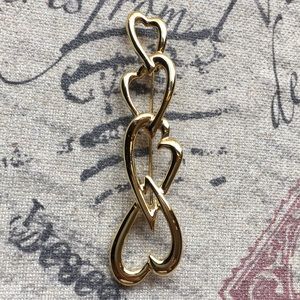 Gold Chain Link Heart Brooch